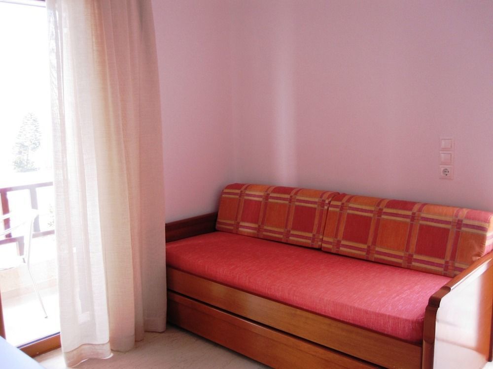 Simon Studios And Apartments Sitia  Bagian luar foto